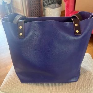 Portland Leather Goods Medium Classic Tote in Violet